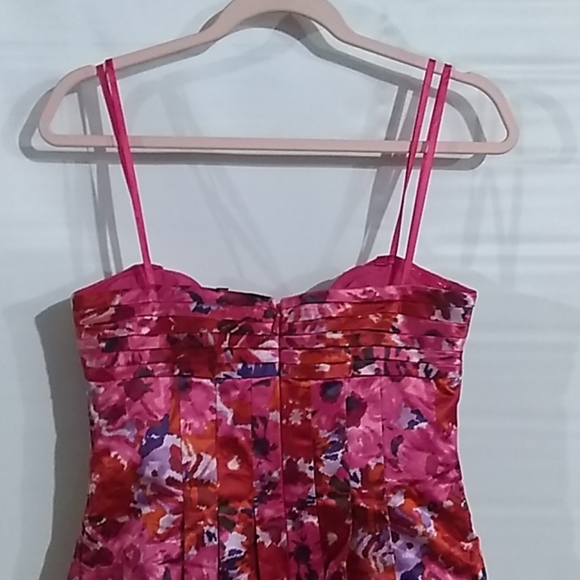 BCBG Maxazria Begonia Dress Size 6 NWT - Picture 6 of 6